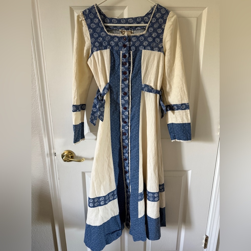 Gunne sax midi dress